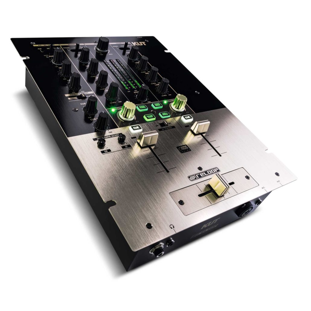 Reloop KUT Mixer Schr&auml;gansicht