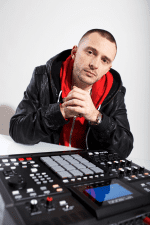 Video von ESKEI83's REMIX SHOW (SERATO + ABLETON aka THE BRIDGE)