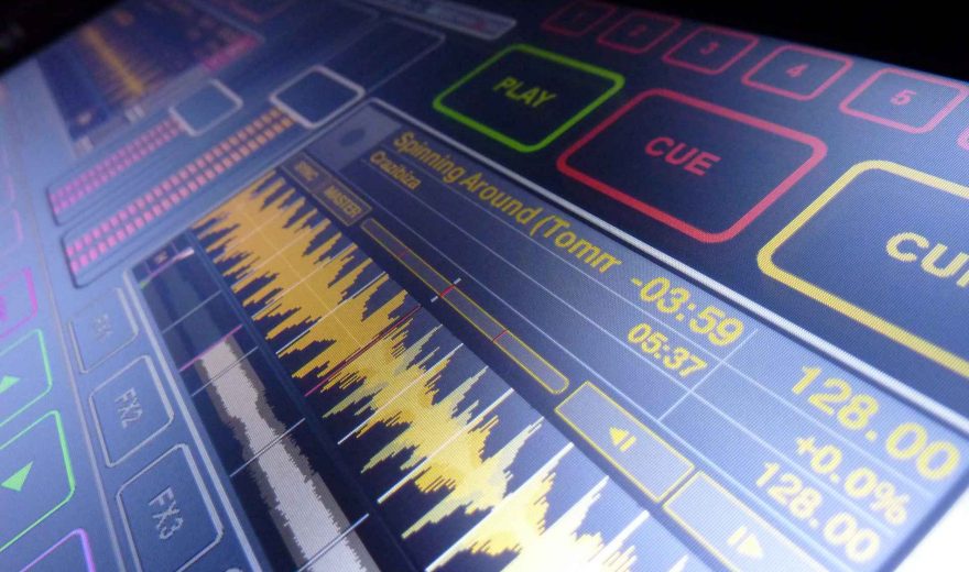 Neu: Emulator Modular Upgrade von Smithson Martin