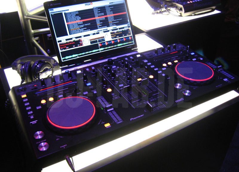 Update: Pioneer Controller, die kleinen Unterschiede