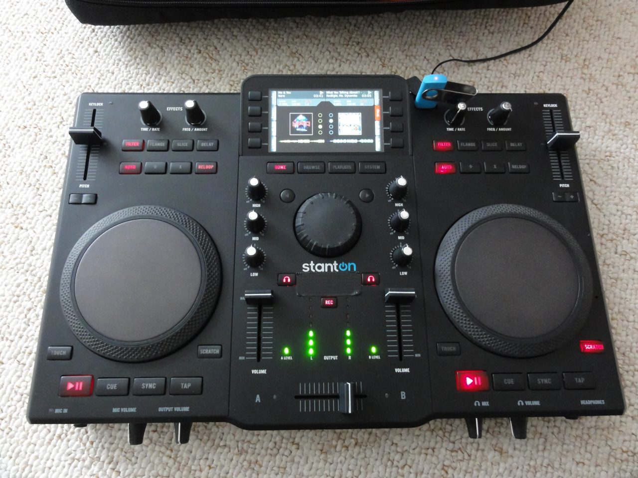 Stanton SCS-4DJ: Der All-in-One Mediaplayer