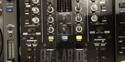 Neuer Battlemixer von Pioneer: DJM-T1 Musikmesse 2011