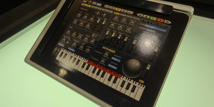 Alesis IO-Dock: iPad Docking Station