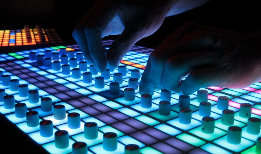 Station MIDI-Controller von Techno Produzent Ander