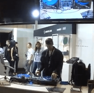 Video: DJ Vajra Showcase - Musikmesse 2012Video: DJ Vajra Showcase - Musikmesse 2012