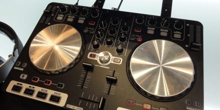 Video: Reloop Beatmix - 2-Deck Einsteiger DJ-ControllerVideo: Reloop Beatmix - Entrylevel 2-Deck Controller