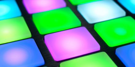 Test: Native Instruments Traktor Pro 2.5 & Traktor Kontrol F1Review: : Native Instruments Traktor Pro 2.5 & Traktor Kontrol F1