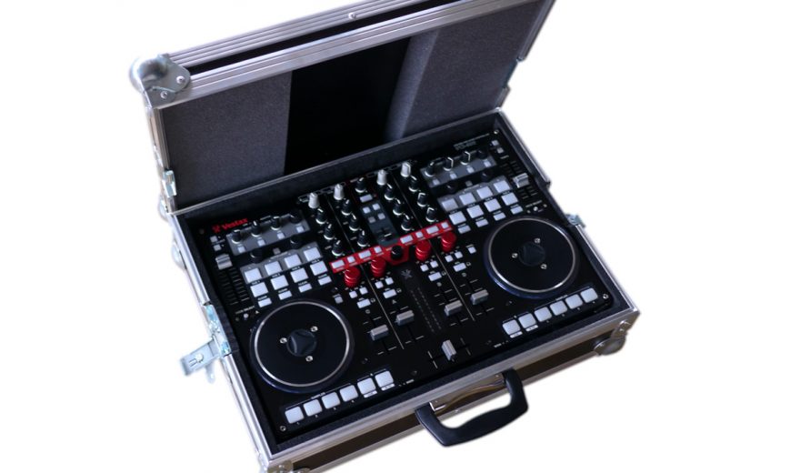 Gewinne ein Megacase für den Vestax VCI-400