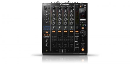 Test: Pioneer DJM-900 Nexus