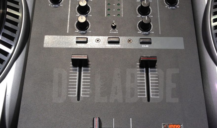 NAMM 2013: DJ-Tech DIF-1S, Battlemixer mit Innofader-TechnikNAMM 2013: DJ-Tech DIF-1S, Battlemixer with Innofader
