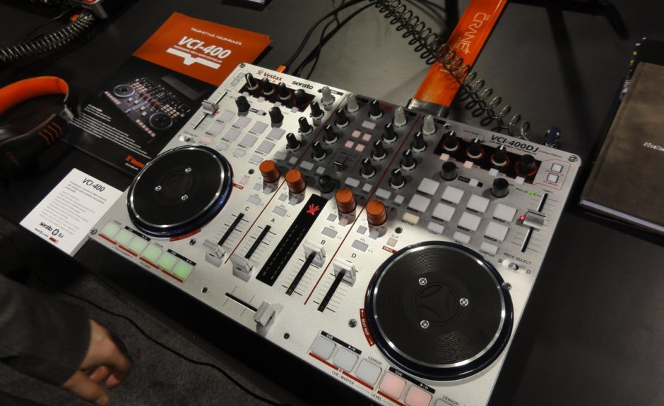 Alles was ihr über das Vestax VCI-400 Serato DJ Upgrade wissen müsst.All you should know about the VCI-400 Serato DJ upgrade