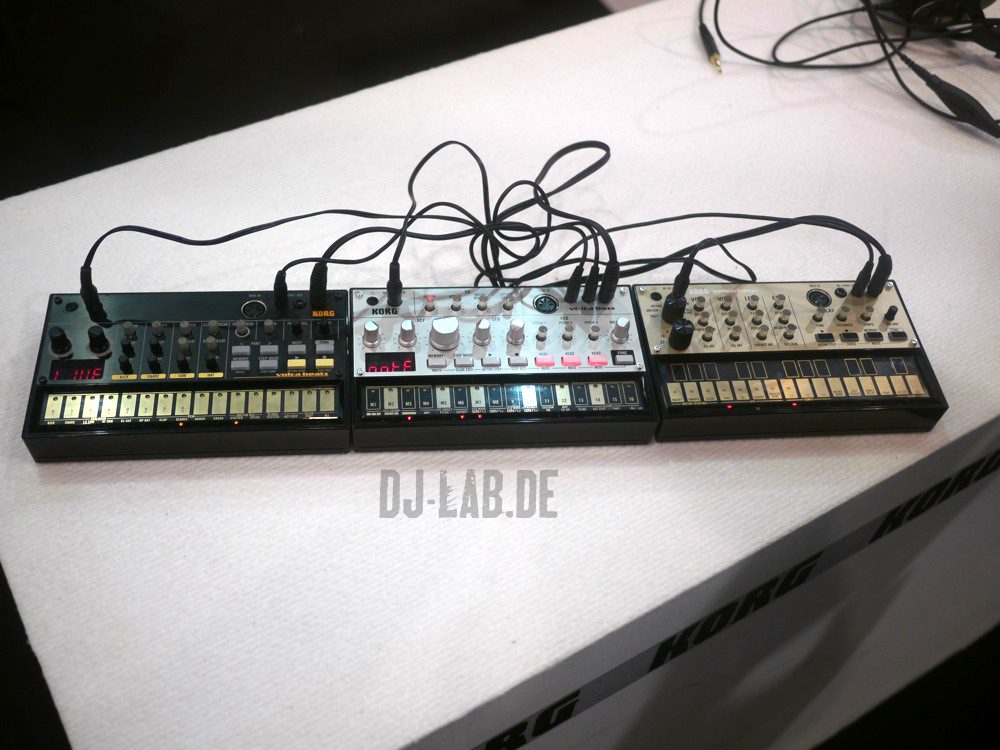 Video & Exklusiv-Interview: Korg Volca Keys, Volca Beats und Volca Bass, Musikmesse 2013Video & Interview: Korg Volca Keys, Volca Beats and Volca Bass, Musikmesse 2013