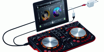 Pioneer DJC-WeCAi: Ein Y-Verbindungskabel zwischen DJ-Controller und iPadPioneer DJC-WeCAi: Ein Y-Verbindungskabel zwischen DJ-Controller und iPad