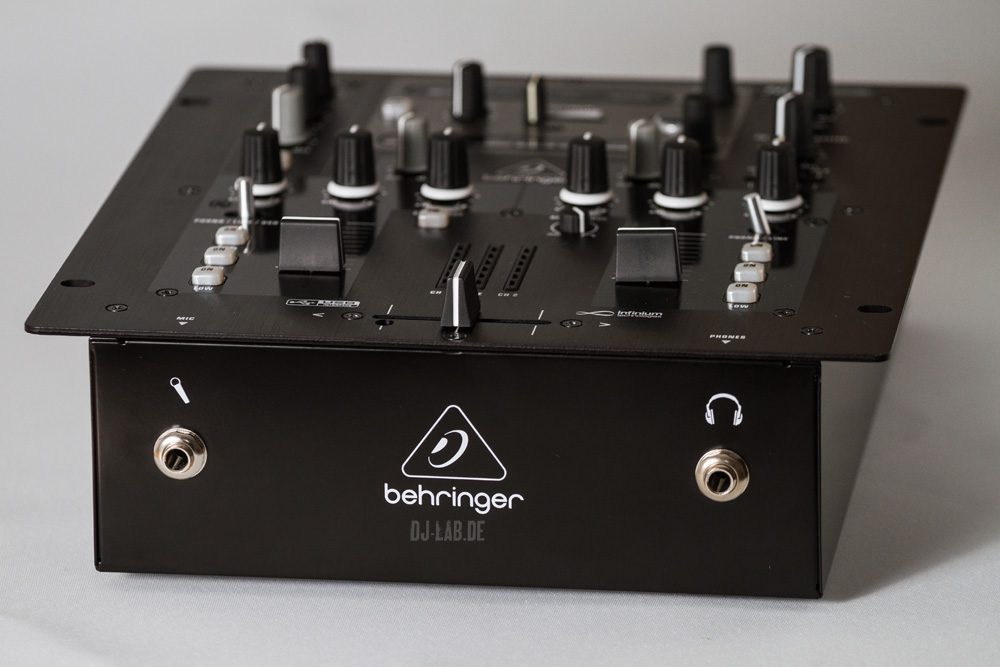 Test: Behringer NOX202 2-Kanal Mixer - Kann ein Einsteiger-Mixer den Scratch-Nerd-Härtetest bestehen?Review: Behringer NOX202 2-channel mixer - scratch-nerd-approved?