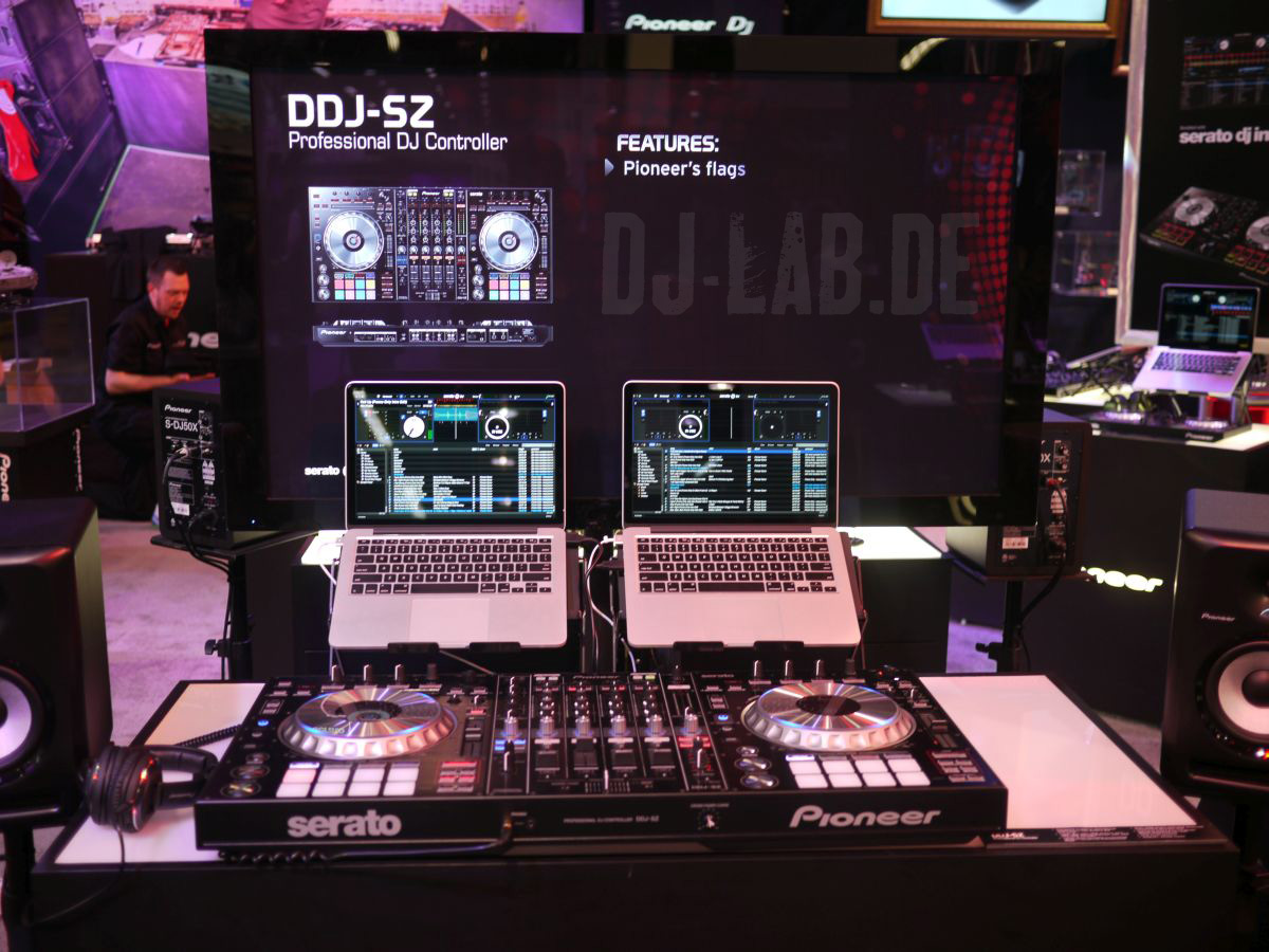 NAMM 2014: Pioneer DDJ-SZ - Das neue Controller-Schlachtschiff
