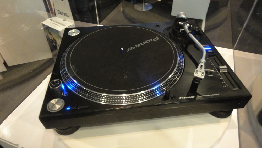 Pioneer Plattenspieler auf der Musikmesse 2014 gesichtet - Was steckt dahinter?