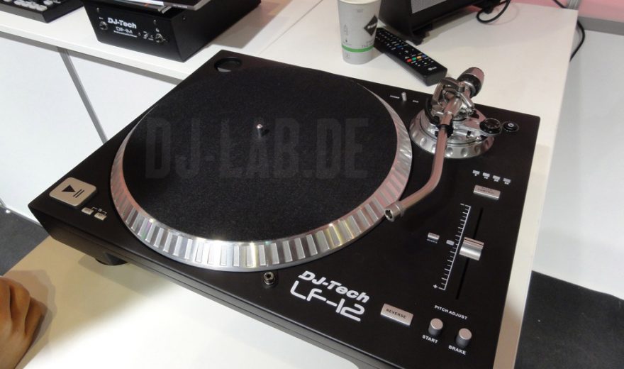 DJ Tech LF-12 - Plattenspieler mit DVS-Schleife, Musikmesse 2014