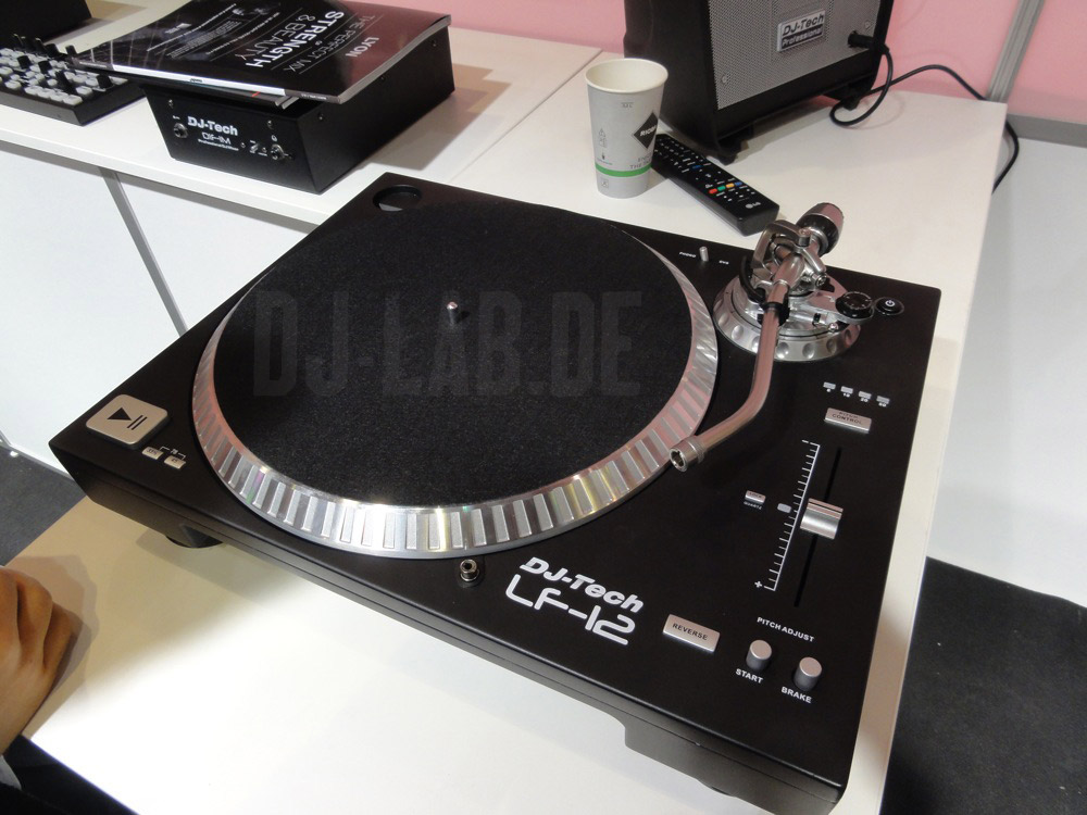 DJ Tech LF-12 - Plattenspieler mit DVS-Schleife, Musikmesse 2014