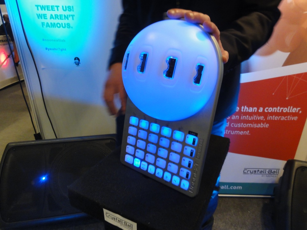 Naonext Crystall Ball - MIDI-Controller mit Bewegungssensoren, Musikmesse 2014