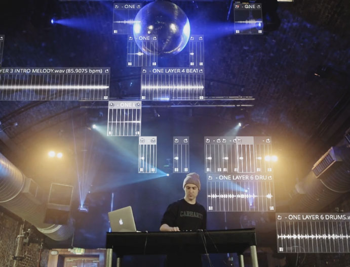 Video: Audio Artery One DJ, Vestax VCI-400 und DJ Rasp