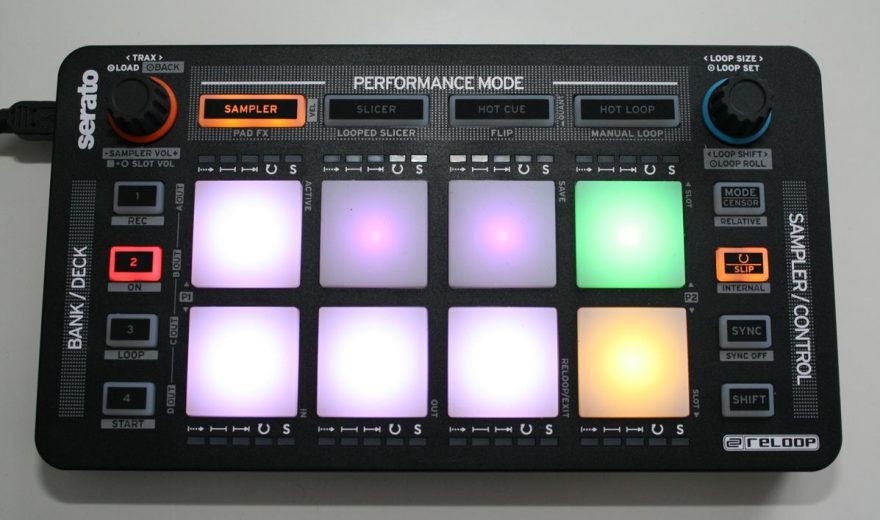 Test: Reloop Neon – die „Mighty Box“ für Serato DJ im Praxischeck