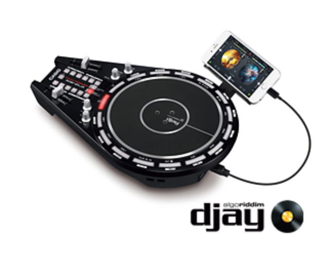 Neu: Casio XW-DJ1 &amp; XW-PD1 - Controller und Groove Center mit Vestax Handschrift