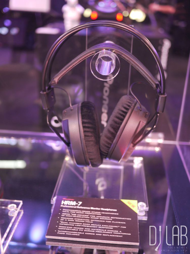 Neu: Pioneer HRM-7 - Von den Decks ins Studio, NAMM 2015