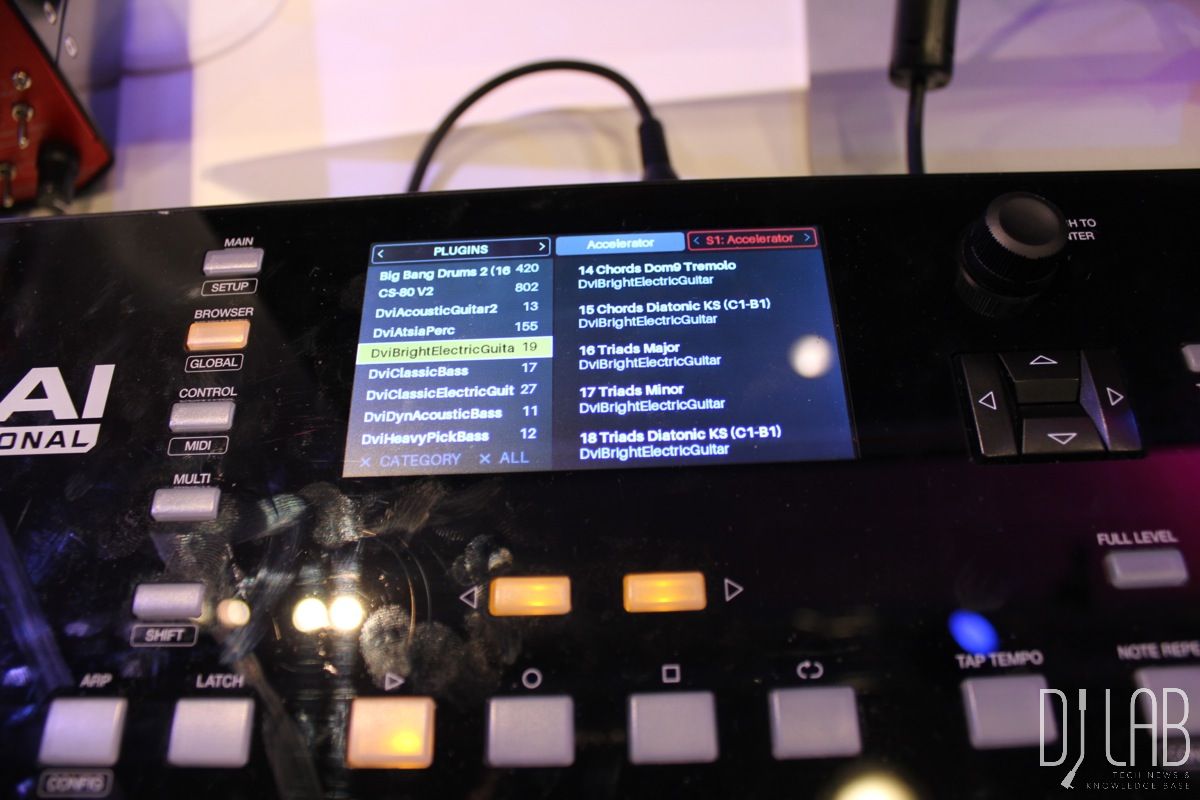 AKAI Pro Advance Keyboards - Neue MIDI-Controller, Musikmesse 2015