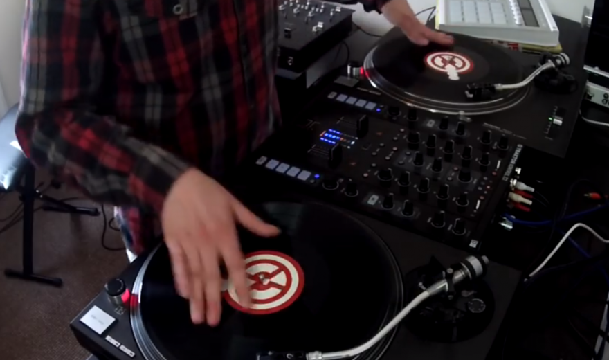 Video: DJ P-NUTS - THE FUNK SCRATCH ROUTINE