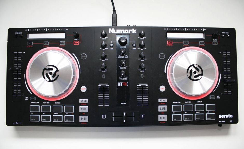 Test: Numark Mixtrack Pro 3 – Was kann die Neuauflage des Controllers?
