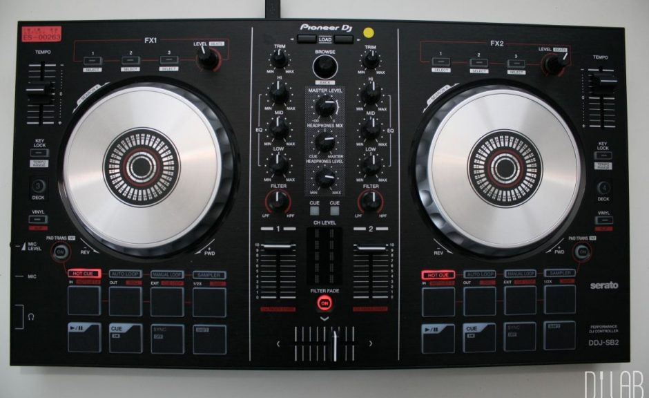 Test: Pioneer DDJ-SB2 – Neuauflage des Einsteiger-Controllers