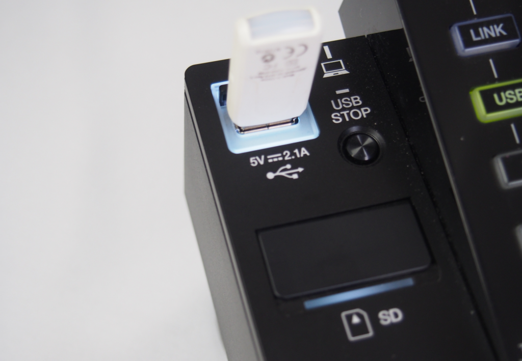 Pioneer CDJ-2000 NXS2 USB-Device