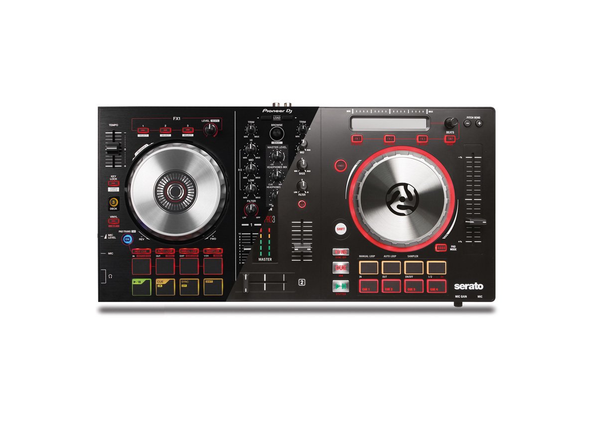 Test: Pioneer DDJ-SB2 vs Numark Mixtrack Pro III