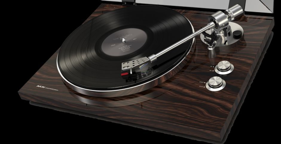 Plattenspieler von AKAI