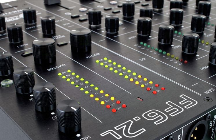 DJ-Mixer von FUNKTION ONE