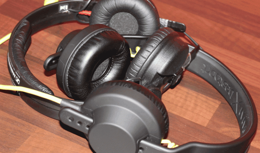 SENNHEISER HD 25 vs. AIAIAI TMA-1