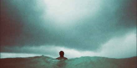 LIONS HEAD - Begging (Free Download)