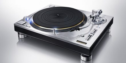 Neuer Plattenspieler von Technics