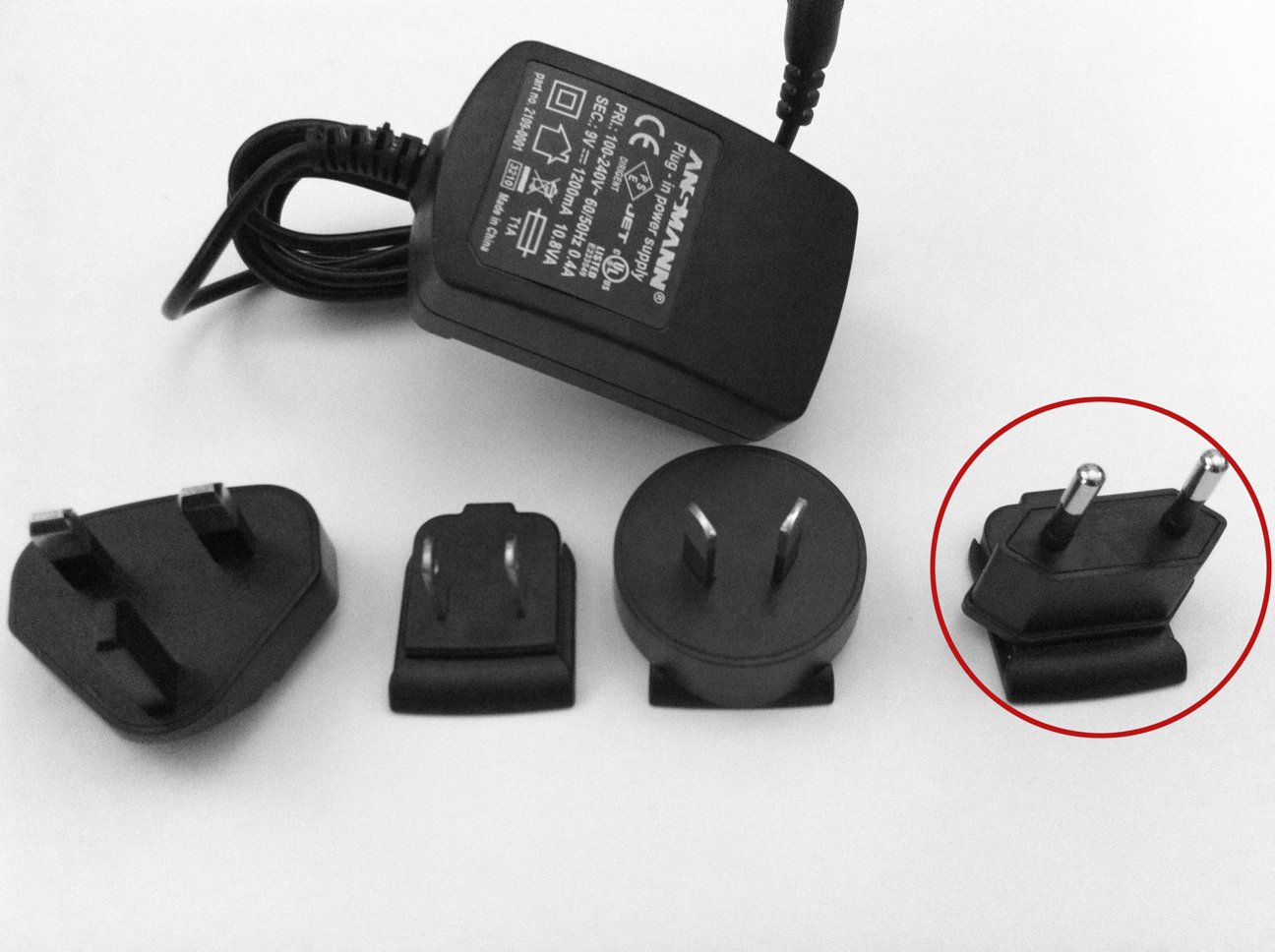 NI ruft Eurostecker-Adapter vom S4 zurück