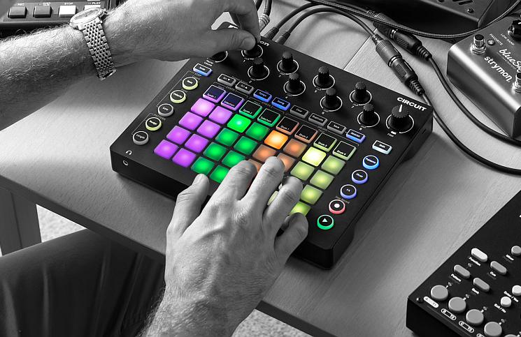 NOVATION CIRCUIT