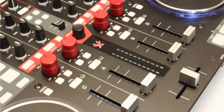 Review - VESTAX VCI-400