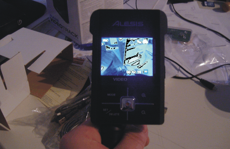 ALESIS VIDEOTRACK – Review