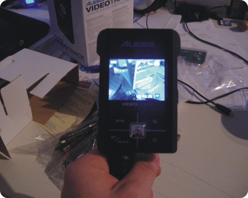 ALESIS VIDEOTRACK – Review