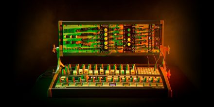 NAMM 2018: Arturia RackBrute