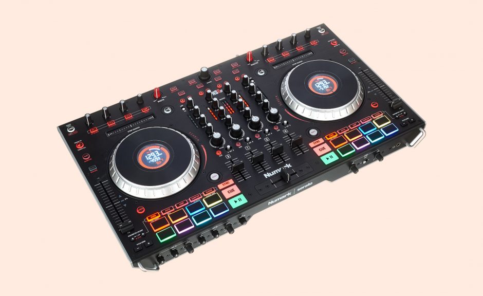 Test: Numark NS6II / 4-Deck Serato-Controller