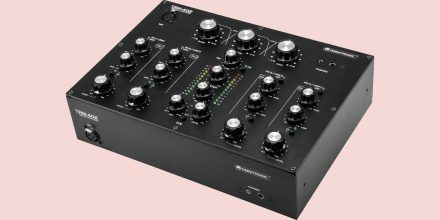 Test: Omnitronic TRM-402 – Rotary Mixer