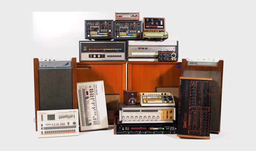 Für den guten Zweck: Moby verkauft seine 200 Drum Machines