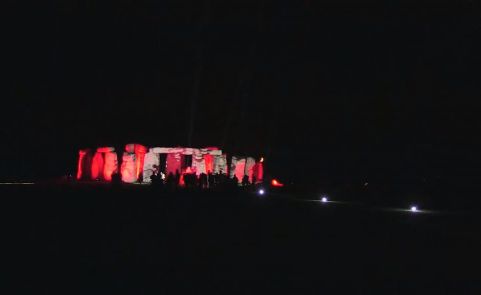 Video: Paul Oakenfold ist der erste DJ, der die Stonehenge bespielt