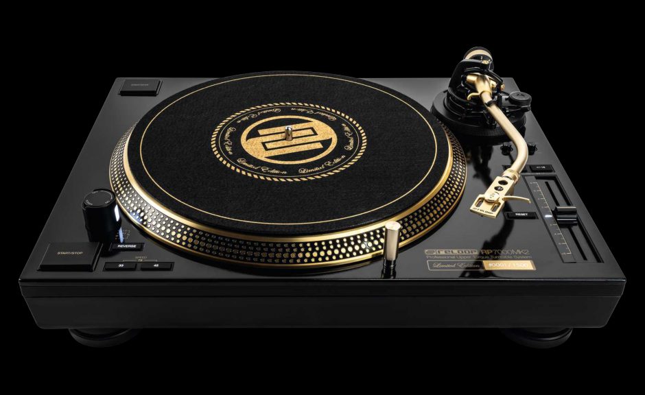 Limited Edition: Reloop RP-7000 MK2 in Gold