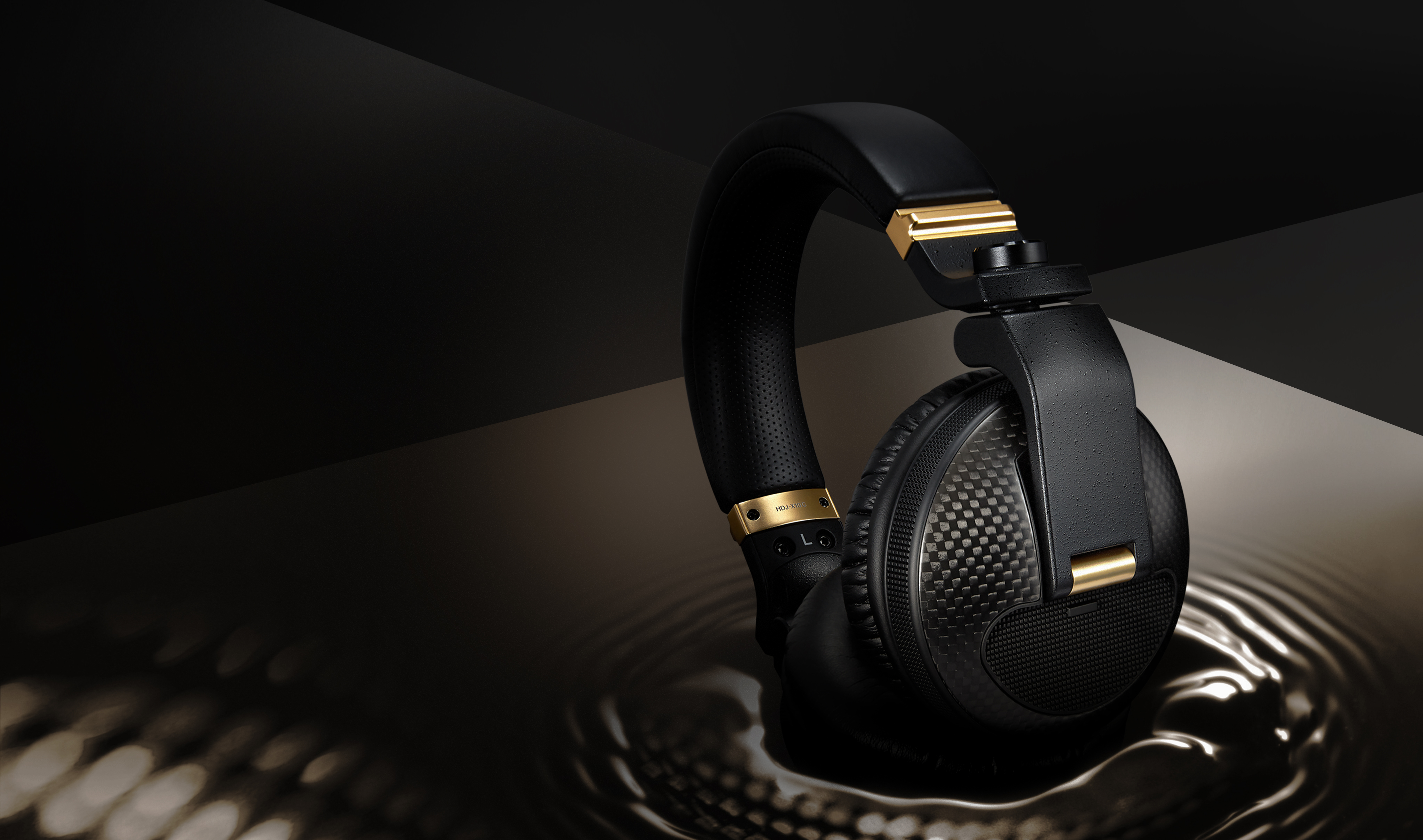 NAMM 2019: Pioneer DJ bringt limitierten HDJ-X10 heraus